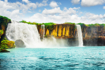 Fototapeta premium The Dray Nur Waterfall on the Serepok River, Dak Lak
