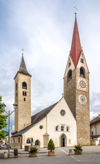 Fototapeta na wymiar Church of Saint Laurentius in San Lorenzo di Sebato - Italy