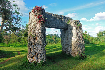 Haʻamonga ʻa Maui (Burden of Maui) - a stone trilithon located in Tonga
 - obrazy, fototapety, plakaty