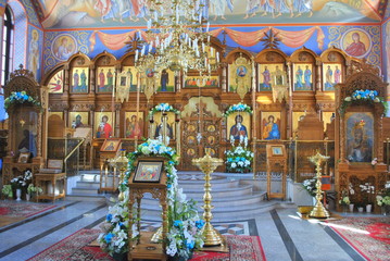 Ikonostas w cerkwi prawosławnej - obrazy, fototapety, plakaty
