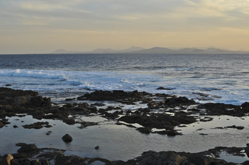 Fototapeta na wymiar Sunset on the beach, Lanzarote