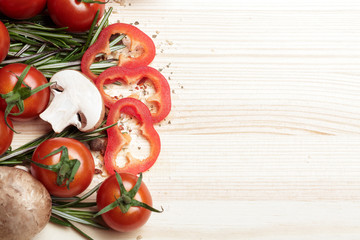 fresh mushrooms, tomato, garlic and herbs