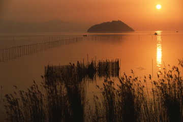 琵琶湖の夕日