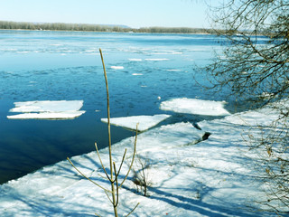 Volga under the ice