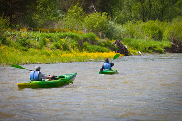 Spływ kajakowy na rzece Poprad w Muszynie © rogozinski