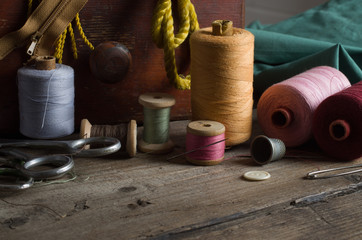 thimble and needles