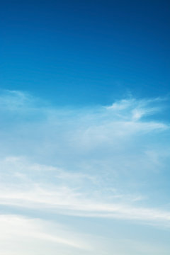 Fototapeta Blue sky and beautiful cloud for cover background