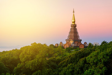 Fototapeta premium Pagoda in warm light.