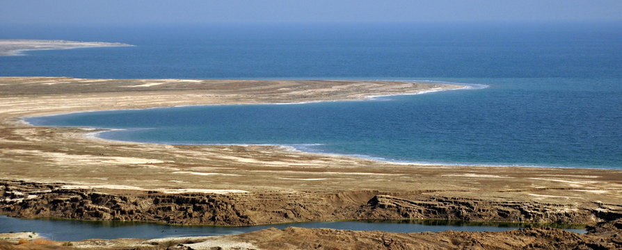 Am Ufer des Toten Meeres