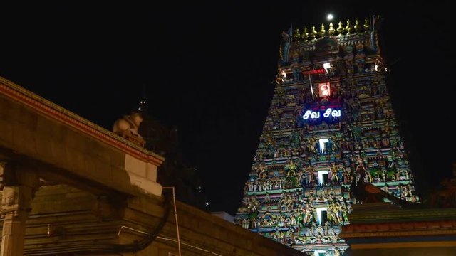 Night time at Sri Vadapalani temple in chennai