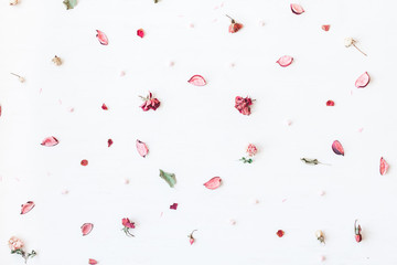 Flowers composition. Frame made of dried flowers and leaves. Top view, flat lay