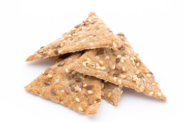 Toasted pita bread chips with herbal seasoning.