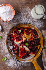 French toats with berries