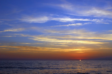 Fototapeta na wymiar Sunset at beach of Alanya