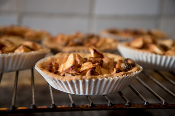 small apple pie cakes