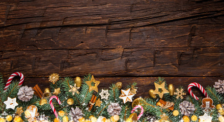 Fototapeta premium Christmas garland decoration placed on wooden planks
