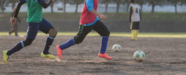 サッカー　フットボール © makieni