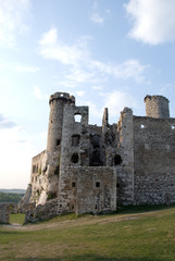 Zamek w Ogrodzieńcu (Polska). Jura krakowsko-częstochowska.