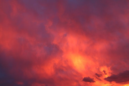 夕焼け雲 © NaturePhotograph