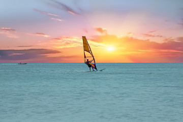 Windsurfer at Aruba island on the Caribbean Sea at a beautiful s © Nataraj