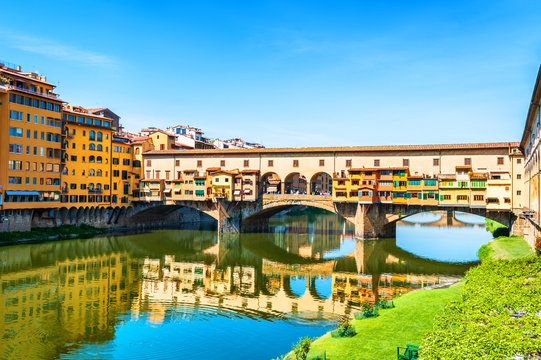 Famous landmark Ponte Vecchio in Florence, Italy.