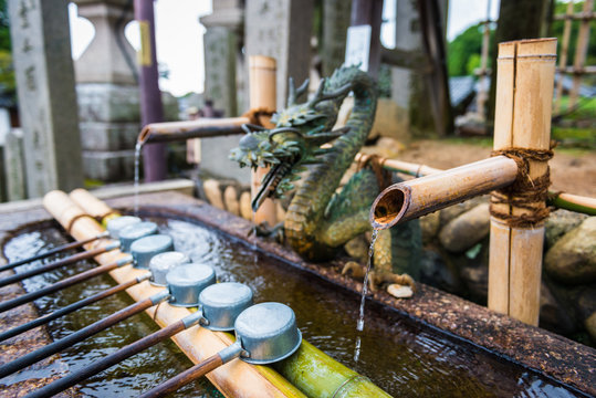 Japanese Cho-Zu with dragon head