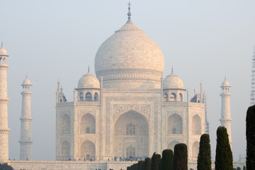  SMOG UNESCO heritage india taj mahal mausoleum made of white marble india Agra
