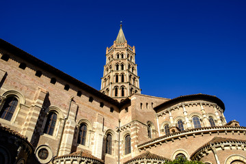 Fototapeta na wymiar St. Sernin Basilica in Toulouse