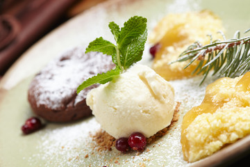 chocolate cake with ice cream