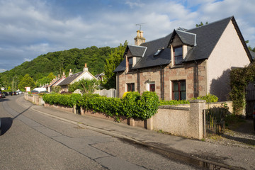 Fototapeta na wymiar cottage house in scotland