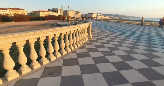 Livorno, differenti inquadrature della terrazza Mascagni. Riprese con steady camera. 