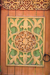 элемент орнамента, резные деревянные ворота