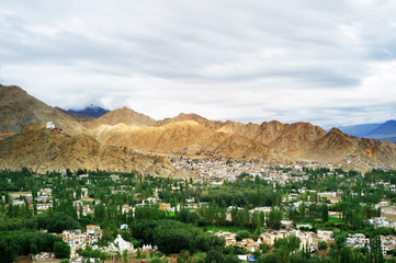 Obraz premium Landscape view from Shanti stupa