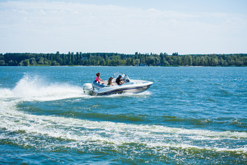  Girls ride on the boat to drift