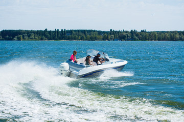  Girls ride on the boat to drift