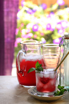 Hibiscus lemonade tea, still life