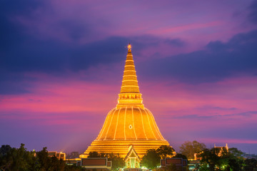 Big golden pagoda Phra Pathom Chedi sunset at Nakhon Pathom prov