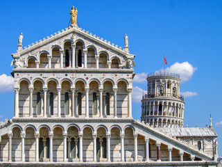 Naklejka premium Leaning Tower of Pisa and Duomo