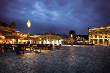 Fototapeta na wymiar Evening scene on the Place Stanislas in Nancy city. France