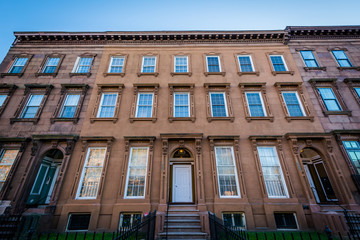 Fototapeta premium Rowhouses on Franklin Square, in Baltimore, Maryland.