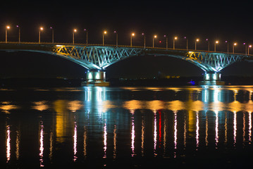 Obraz premium Night bridge with illumination 