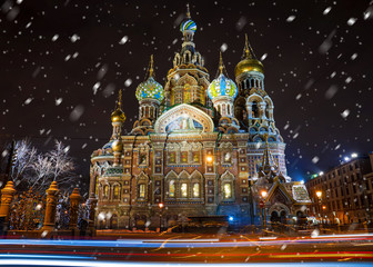 Fototapeta premium Church of the Saviour on Spilled Blood in St. Petersburg in wint