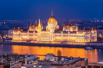 Naklejka premium panoramic views to budapest parlament, hungary