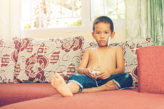 Children Experiment Electrical Muscle Massager.