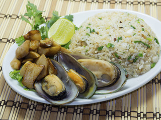 Fried rice with mushroom and New Zealand mussel.