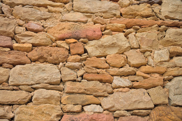 PARED DE PIEDRA EN LA LOCALIDAD DE CAÑADA BENATANDUZ TERUEL