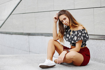 Naklejka premium Fashion stylish portrait of pretty young blonde woman