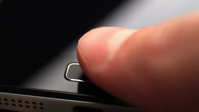 Fingerprint security screen unlocking on a smartphone