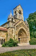 Fototapeta na wymiar Kirche im Park Városliget, Budapest, Ungarn