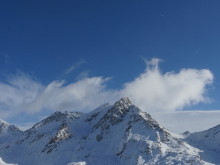 Fototapeta na wymiar Alpine Alps mountain landscape